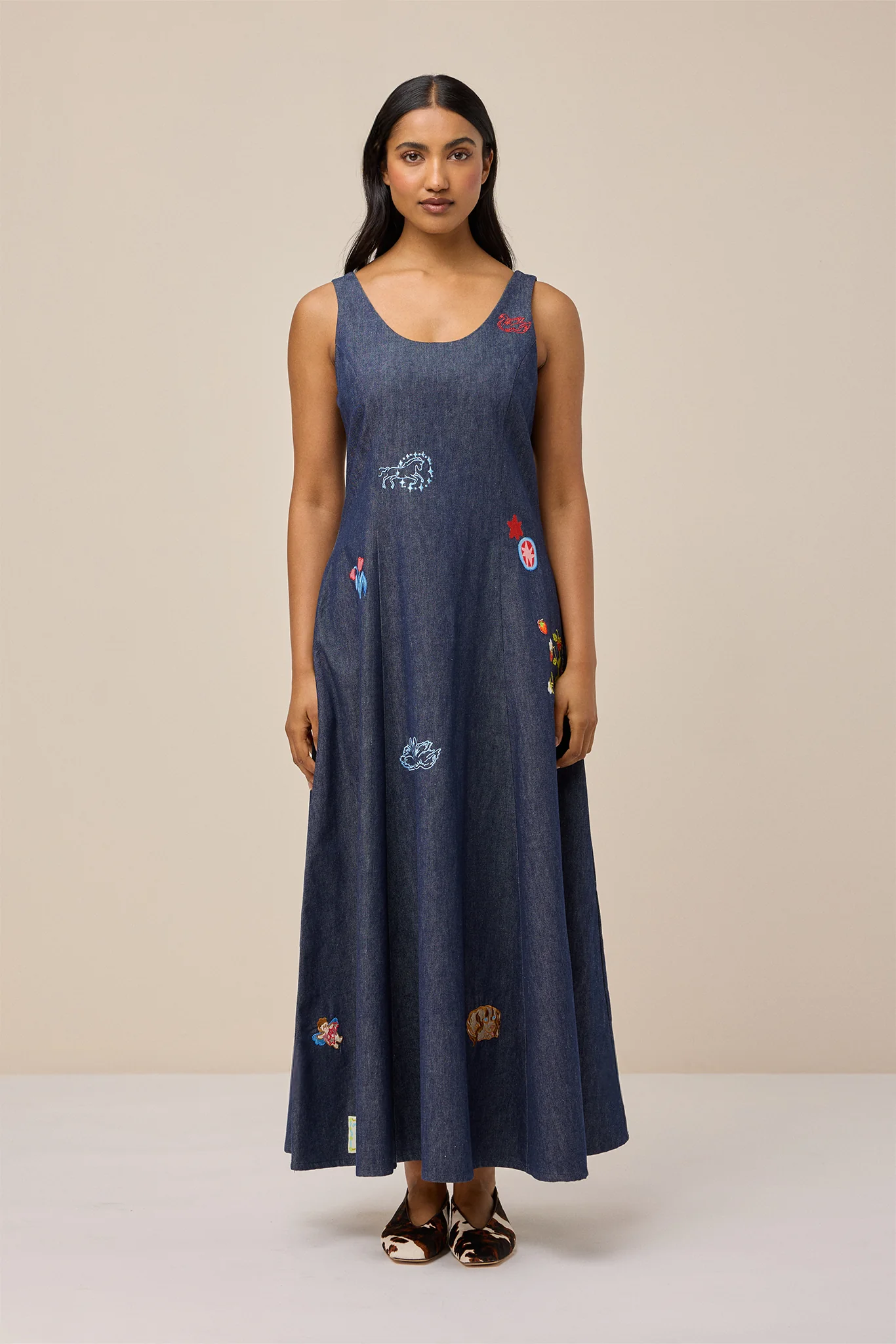 TRINKET DRESS - STORY BOOK EMBROIDERY - Hercitys