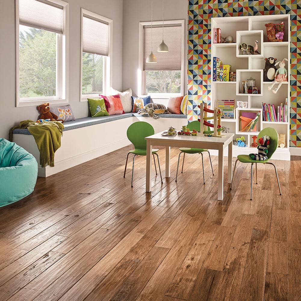 Revolutionary Rustics Hickory Rich Doeskin 3/4 in. T x 5 in. W x Varying L Solid Hardwood Flooring (23.5 sq.ft./case) - Hercitys