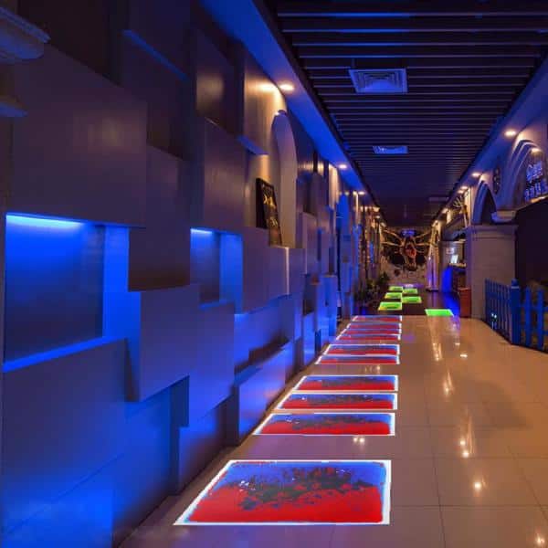 Fancy Floor Tile Blue Red 19.7 in. x 19.7 in. Kids Room Liquid Encased Vinyl Sheet Floor Tile (2.7 sq. ft.) - Hercitys