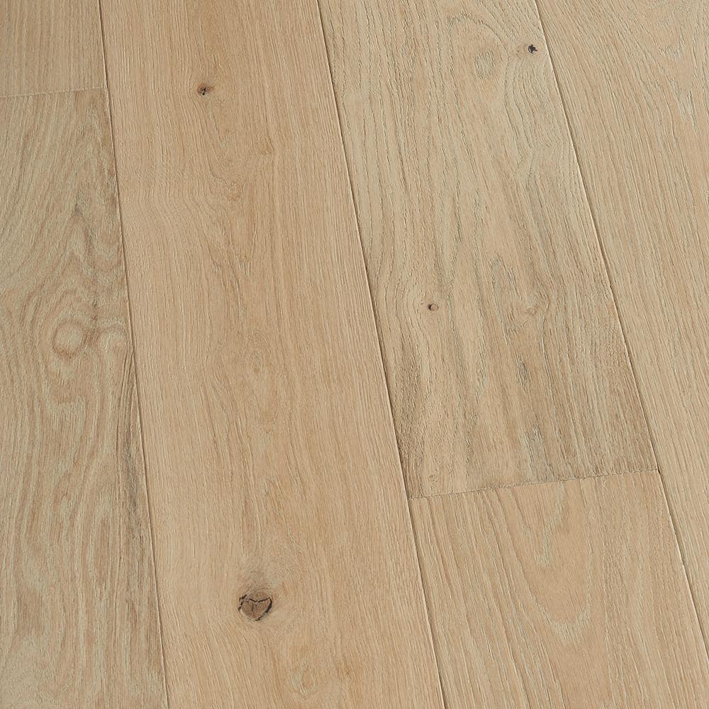 Tunitas French Oak 3/8 in. T x 6.5 in. W Click Lock Wire Brushed Engineered Hardwood Flooring (945.6 sq. ft./pallet) - Hercitys