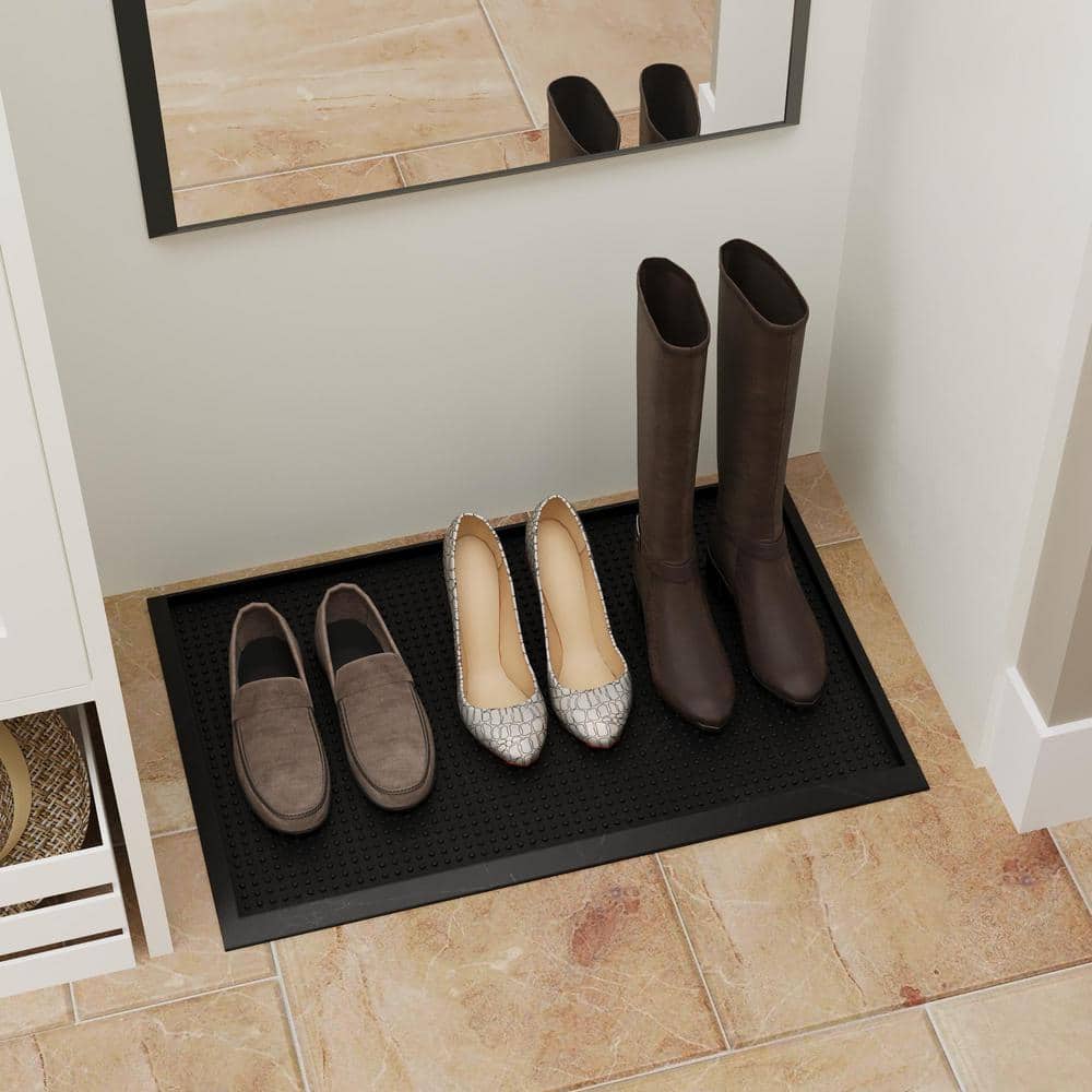 Outdoor Collection Rubberback Black, 18 in. x 28 in., Boot Tray - Hercitys