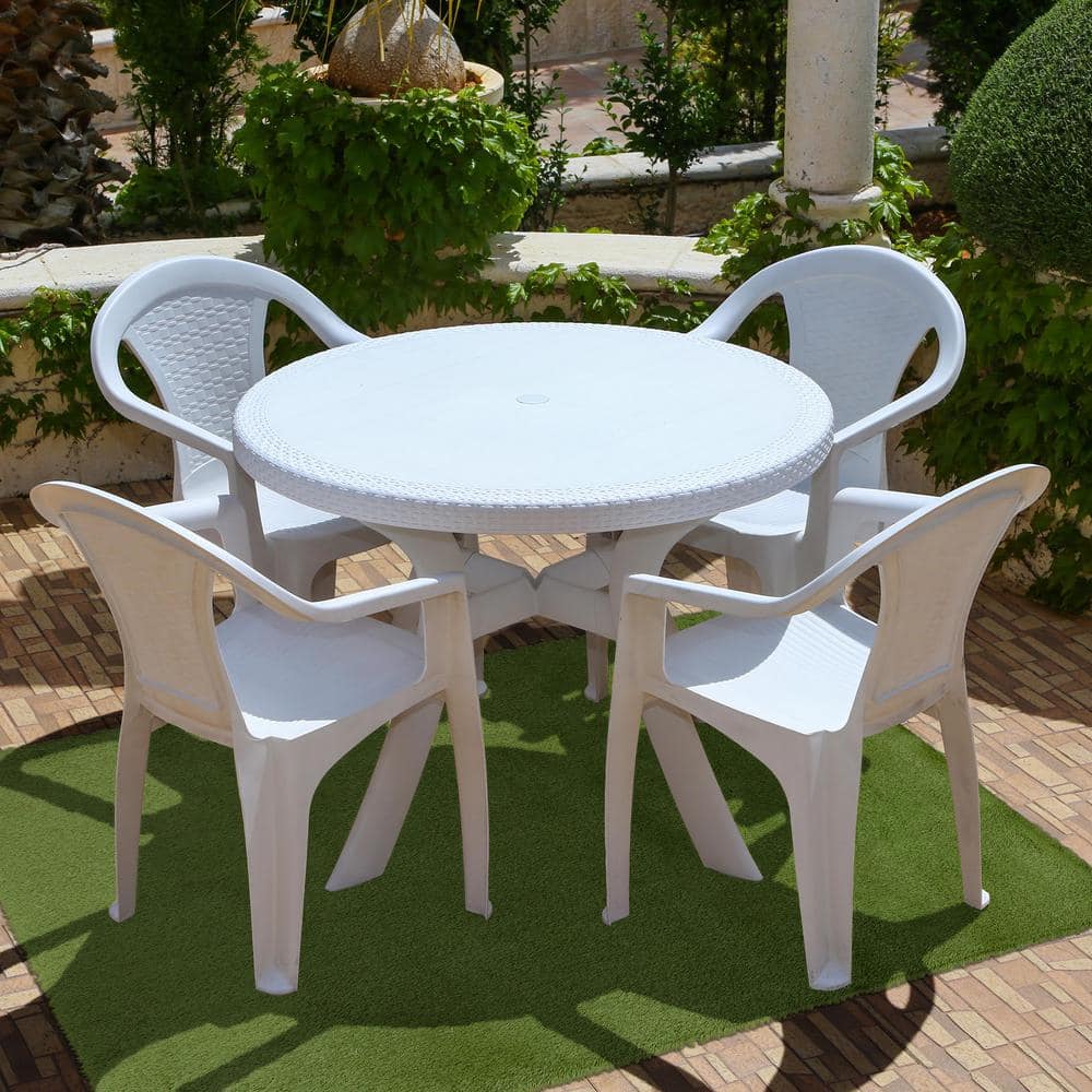 Heavyweight Turf 6 ft. x 8 ft. Light Green Artificial Grass Rug - Hercitys