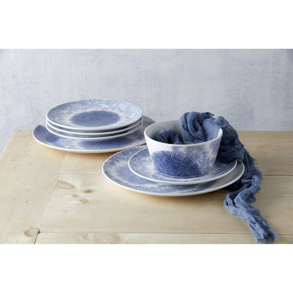 Aozora Blue/White Porcelain 12-Piece Dinnerware Set (Service for 4) - Hercitys