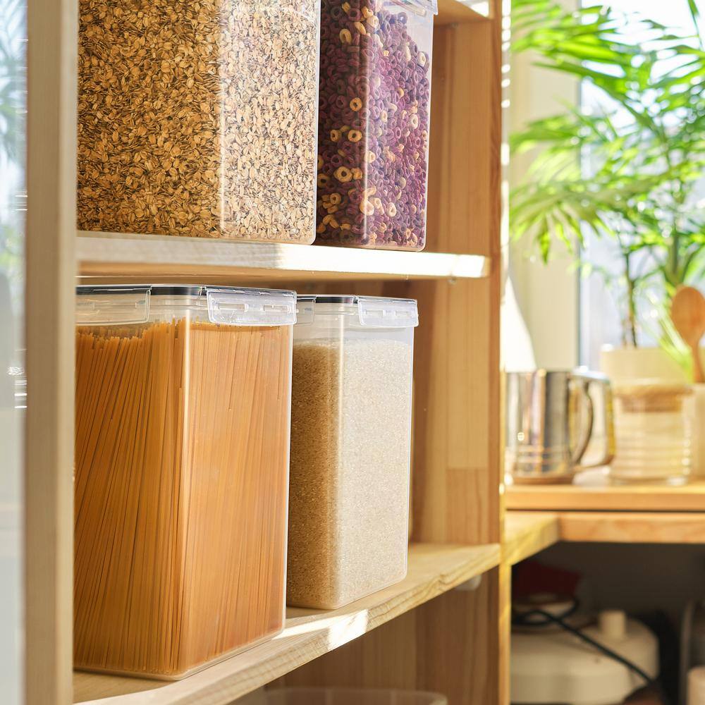 Airtight Food Storage Containers with Locking Lids-4 Pack (6.5 l /219.79 oz.) with Measuring Cups and Labels - Hercitys