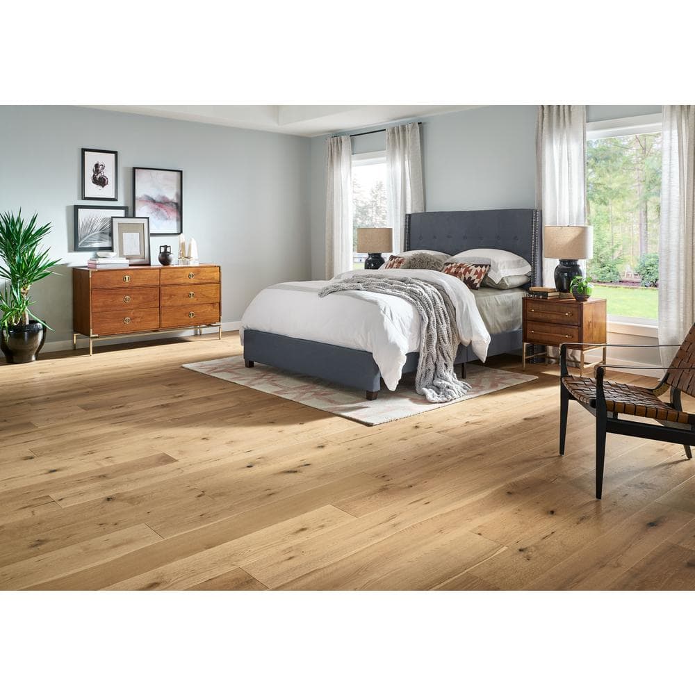 Time Honored Tinted Natural Oak 3/8 in. T x 7.3 in. W Click Lock Smooth Engineered Hardwood Flooring (32.6 sq.ft./ctn) - Hercitys