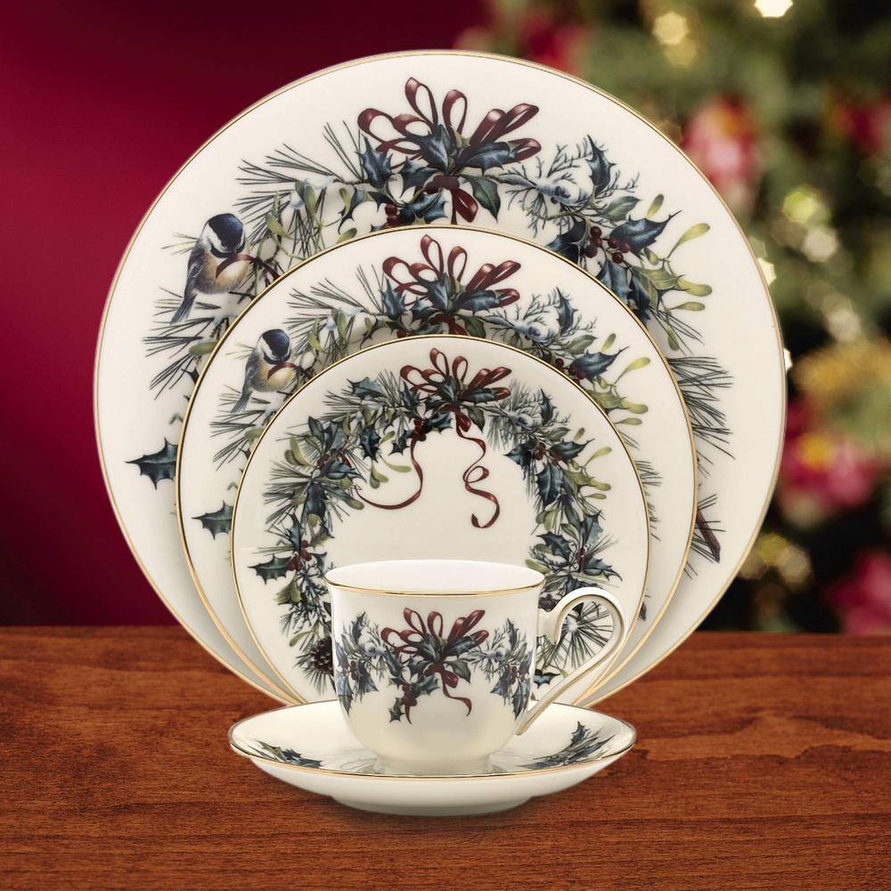 Winter Greetings 5-Piece Seasonal Ivory Bone China Dinnerware Set (Service for 1) - Hercitys