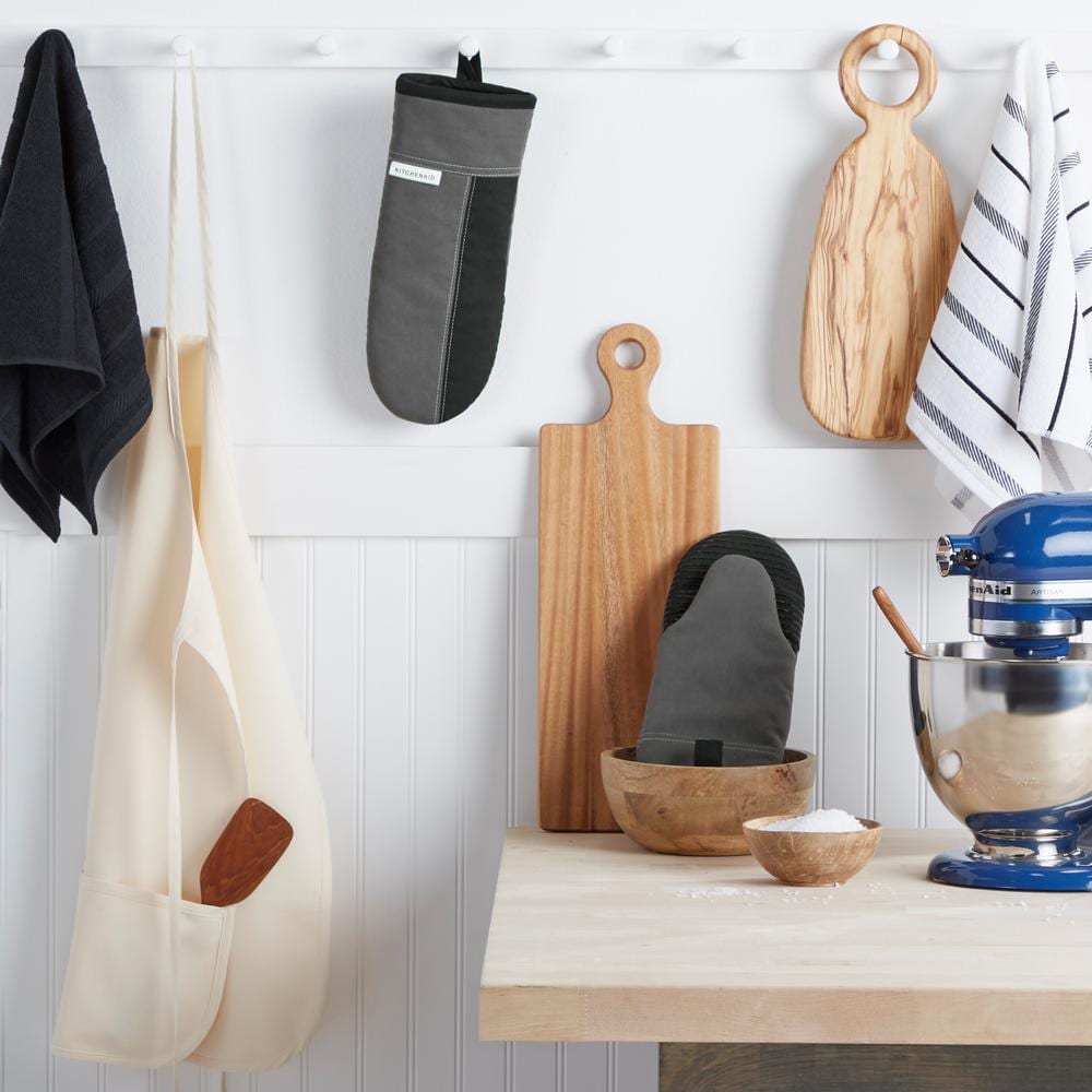 Beacon Contour Silver/Matte Cotton Black Oven Mitt (2-Pack) - Hercitys