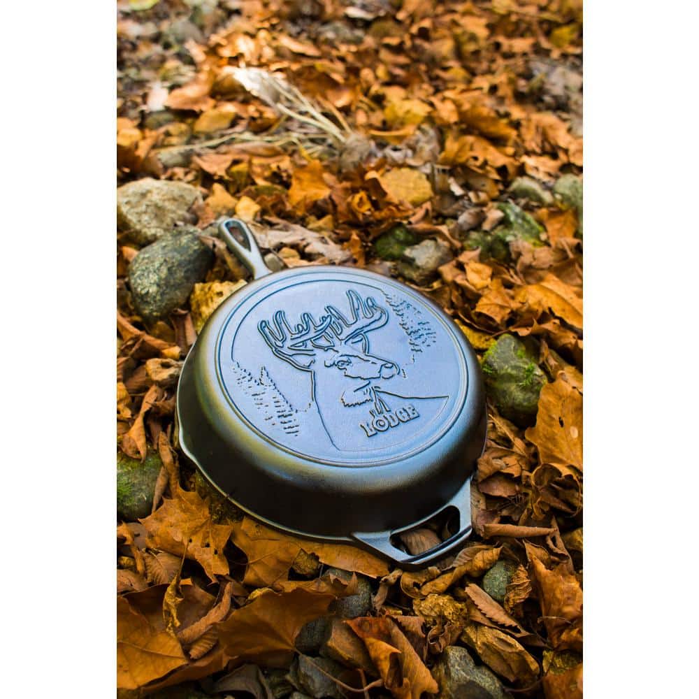 Wildlife Series 10.25 in. Cast Iron Deer Skillet - Hercitys