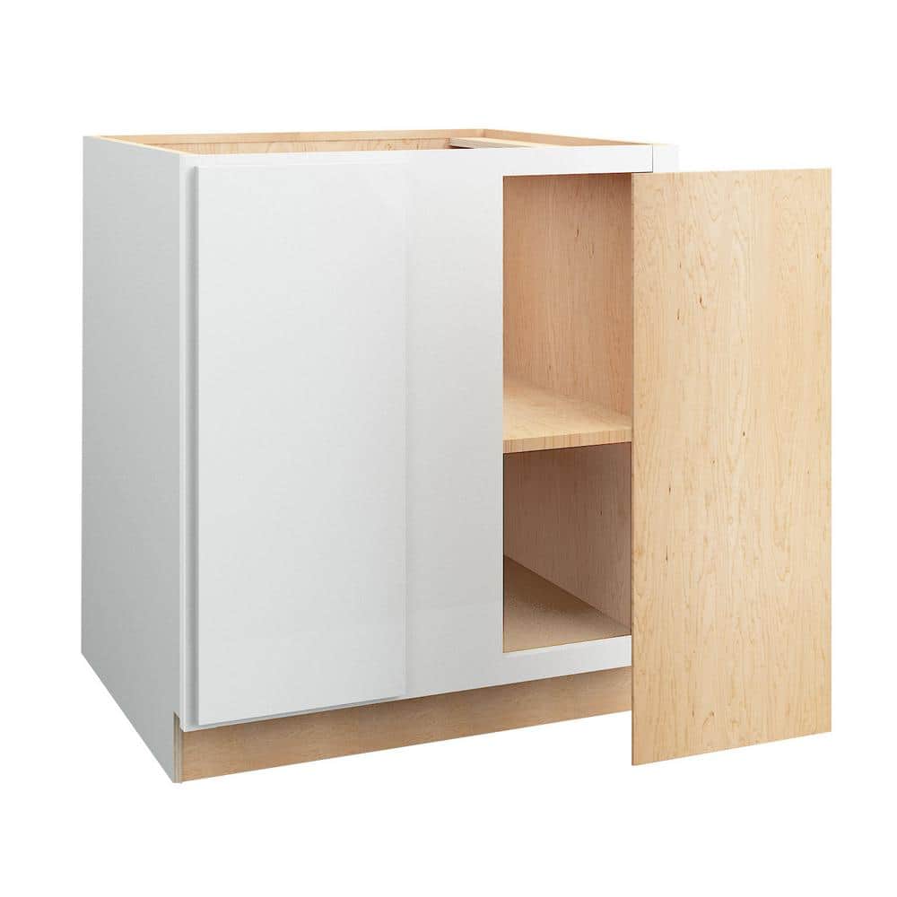 Hargrove 30 in. W x 24 in. D x 34.5 in. H Assembled Plywood Base Blind Corner Kitchen Cabinet in Vesper White Soft Close - Hercitys