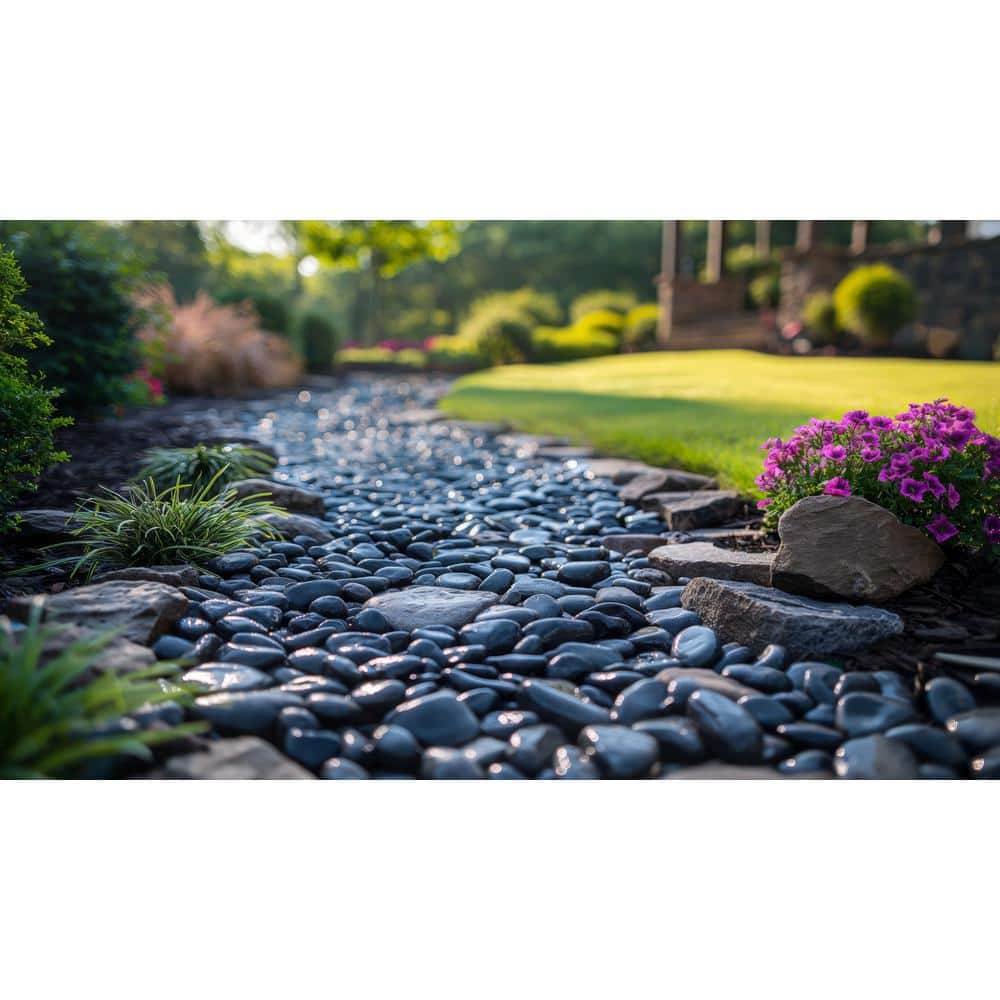 0.40 cu. ft. 0.25 in. to 0.5 in. 30 lbs. Grade A Black Polished River Pebbles - Hercitys
