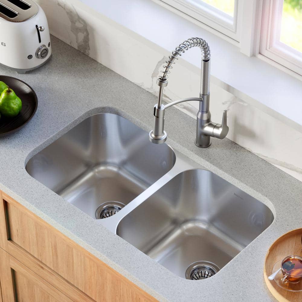 18-Gauge Stainless Steel 32 in. Double Bowl Undermount Kitchen Sink Kit - Hercitys