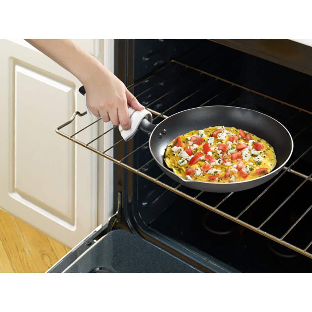 12 In. Aluminum Nonstick Frying Pan in Black - Hercitys