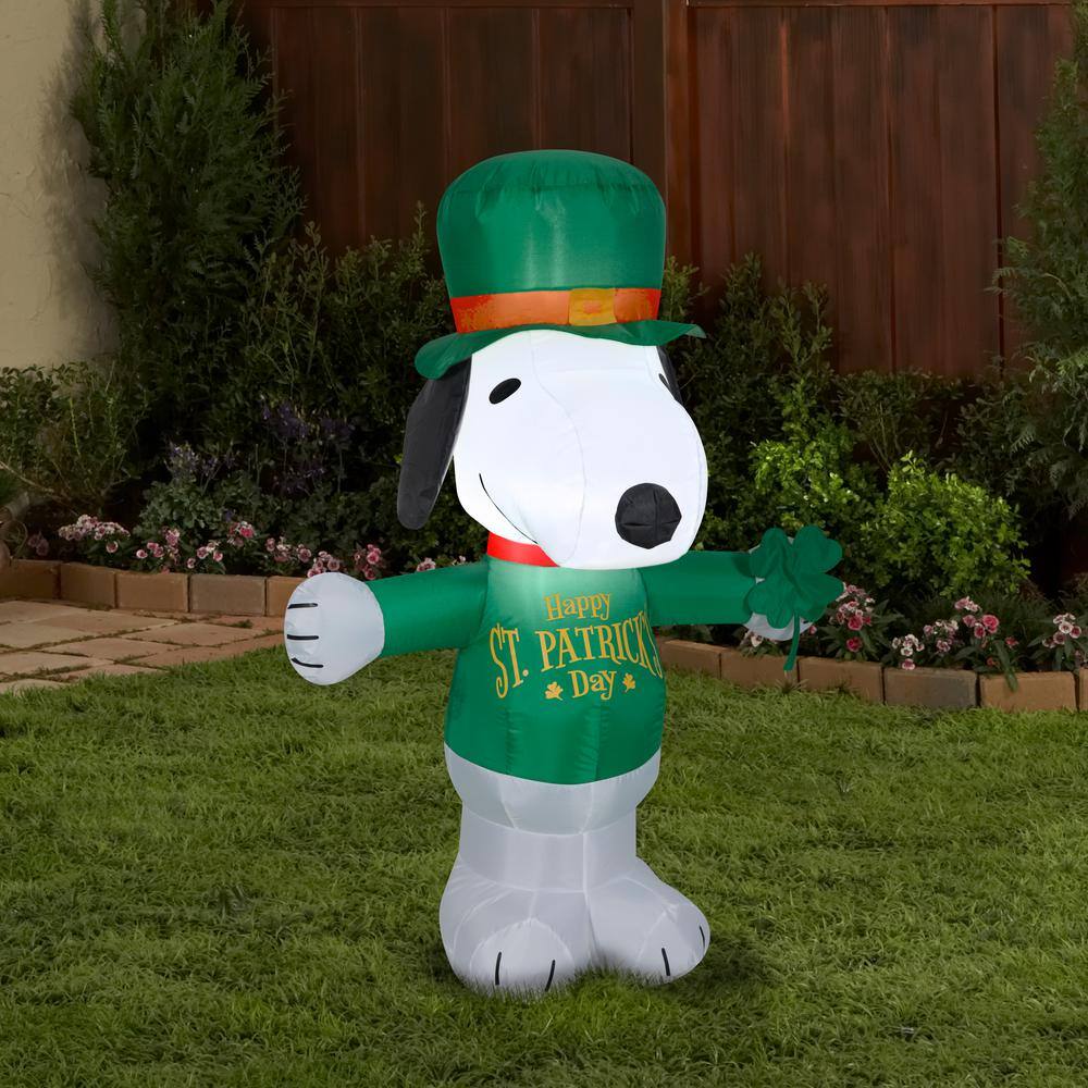3.5 ft. Tall Airblown St. Patricks Day Snoopy - Hercitys