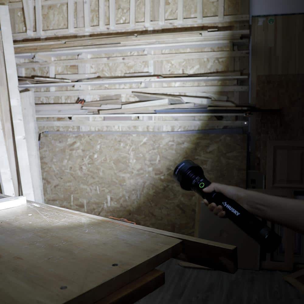 10000 Lumens Dual Power Focusing Aluminum Rechargeable Flashlight - Hercitys