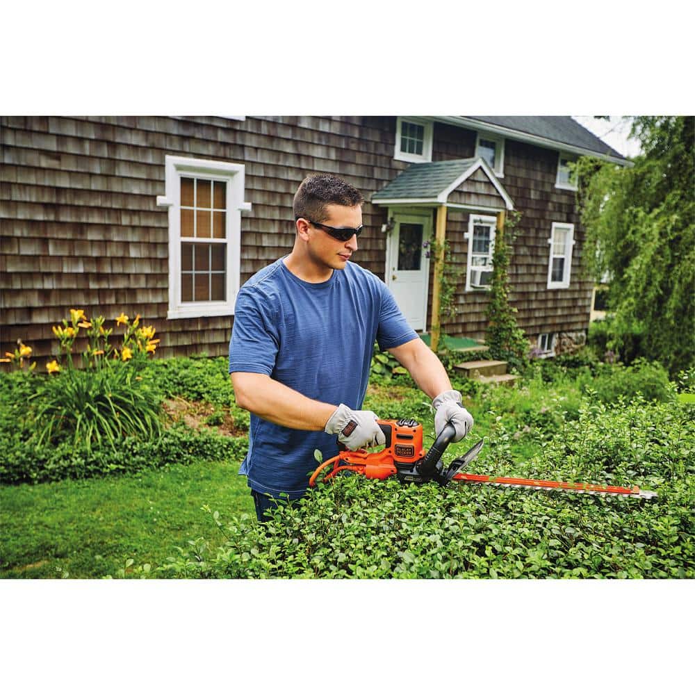 22 in. 4.0 Amp Corded Dual Action Electric Hedge Trimmer with Saw Blade Tip - Hercitys