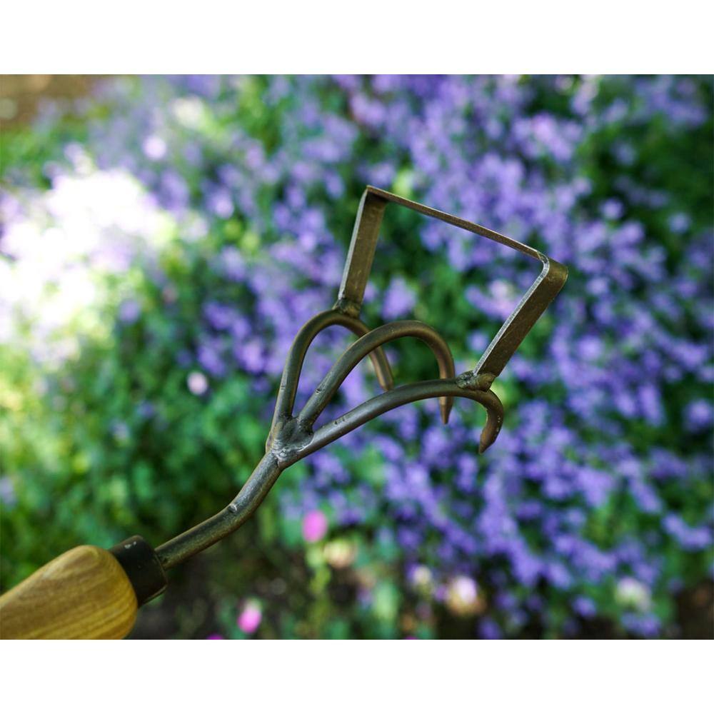18 in. x 24 in. L Handle Drop Grip Comby Cultivator - Hercitys