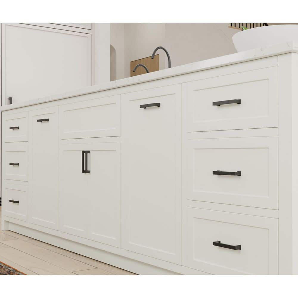 10-Pack Chelsey 4 in. (102 mm) Center-to-Center Classic Matte Black Bar Drawer Pull - Hercitys