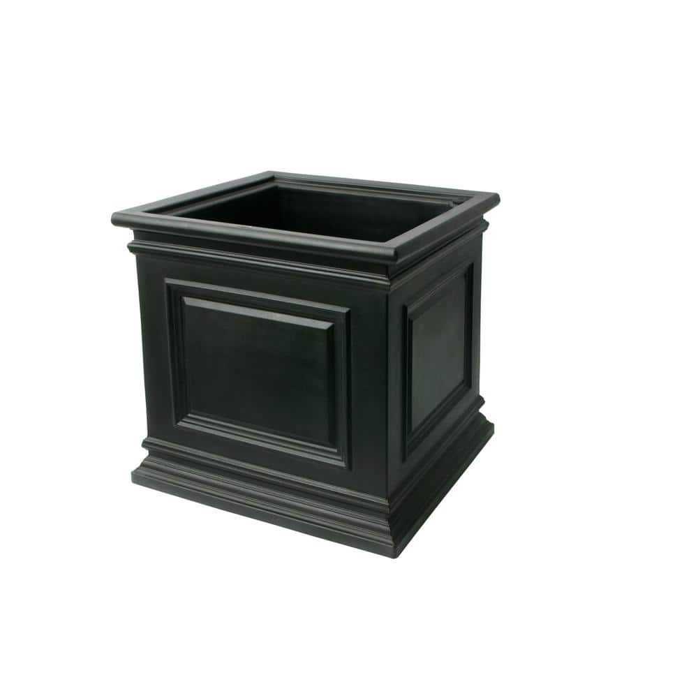 16 in. W x 16.3 in. H Black Covington Polyethylene Plastic Self-Watering Planter - Hercitys