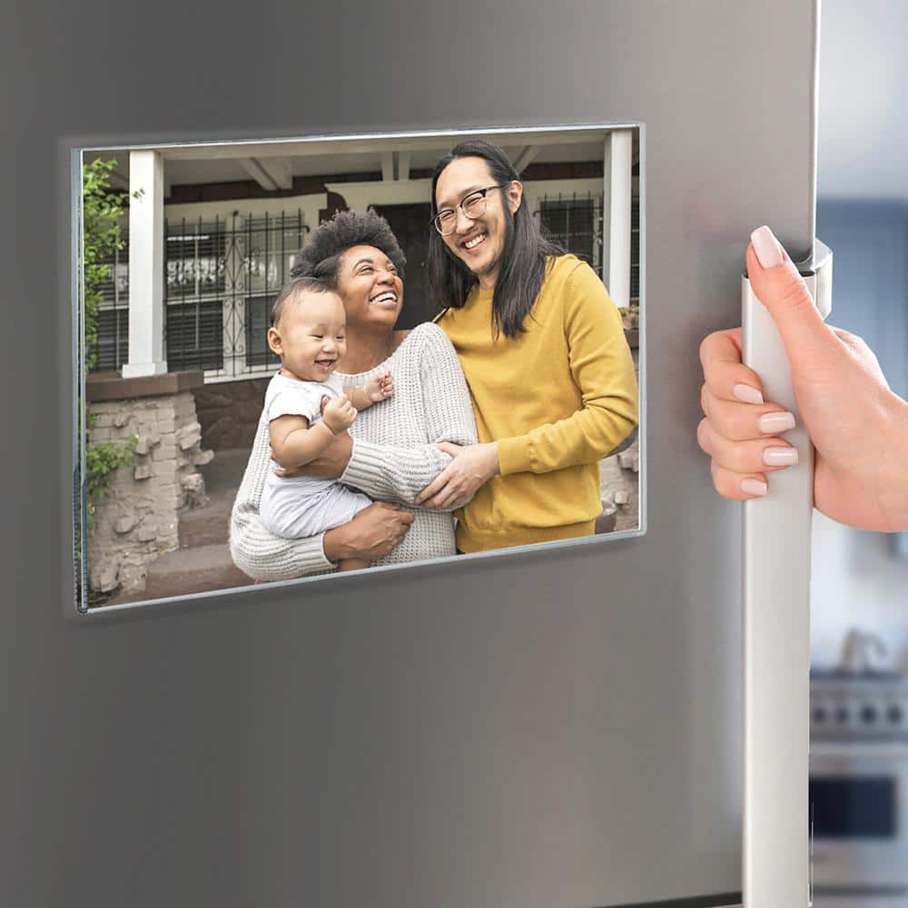 11 in. x 8.5 in. Wall Frame with Magnetic Strip - Hercitys