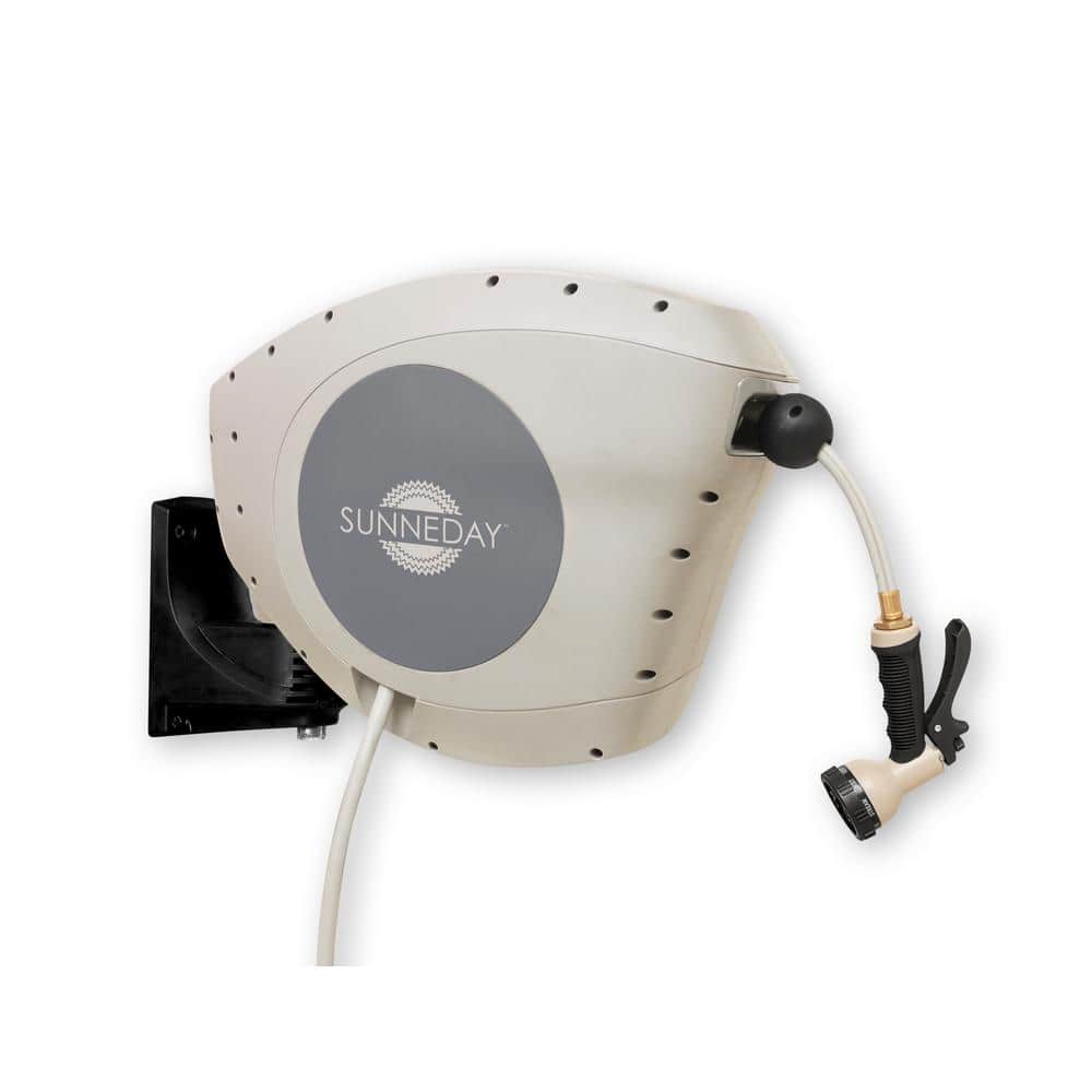 50 ft. Retractable Garden Hose Reel - Hercitys