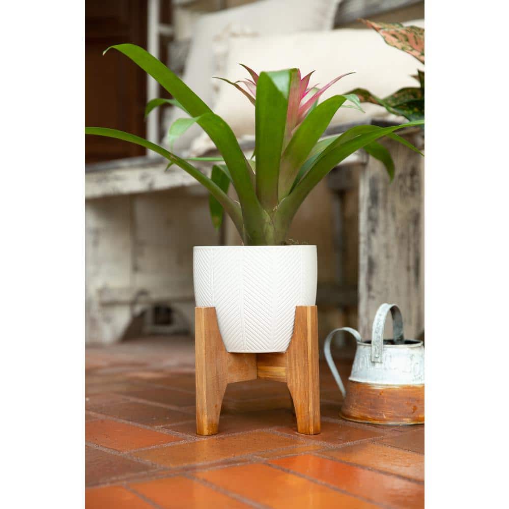 10 in. and 6.6 in. Matte White Chevron Ceramic Plant Pot on Wood Stand Stand Mid Century Planter (Set of 2) - Hercitys