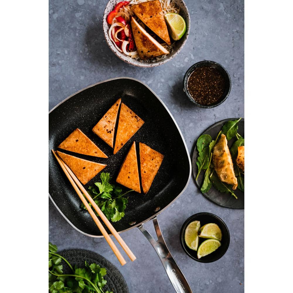 11 in. Aluminum Ultra-Durable Non-Stick Diamond Infused Square Fry Pan - Hercitys