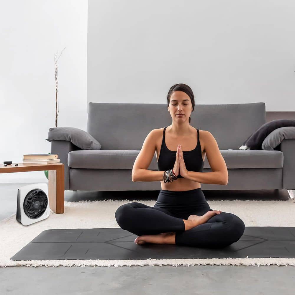 10 in. Turbo Table Desk Fan in White - Hercitys