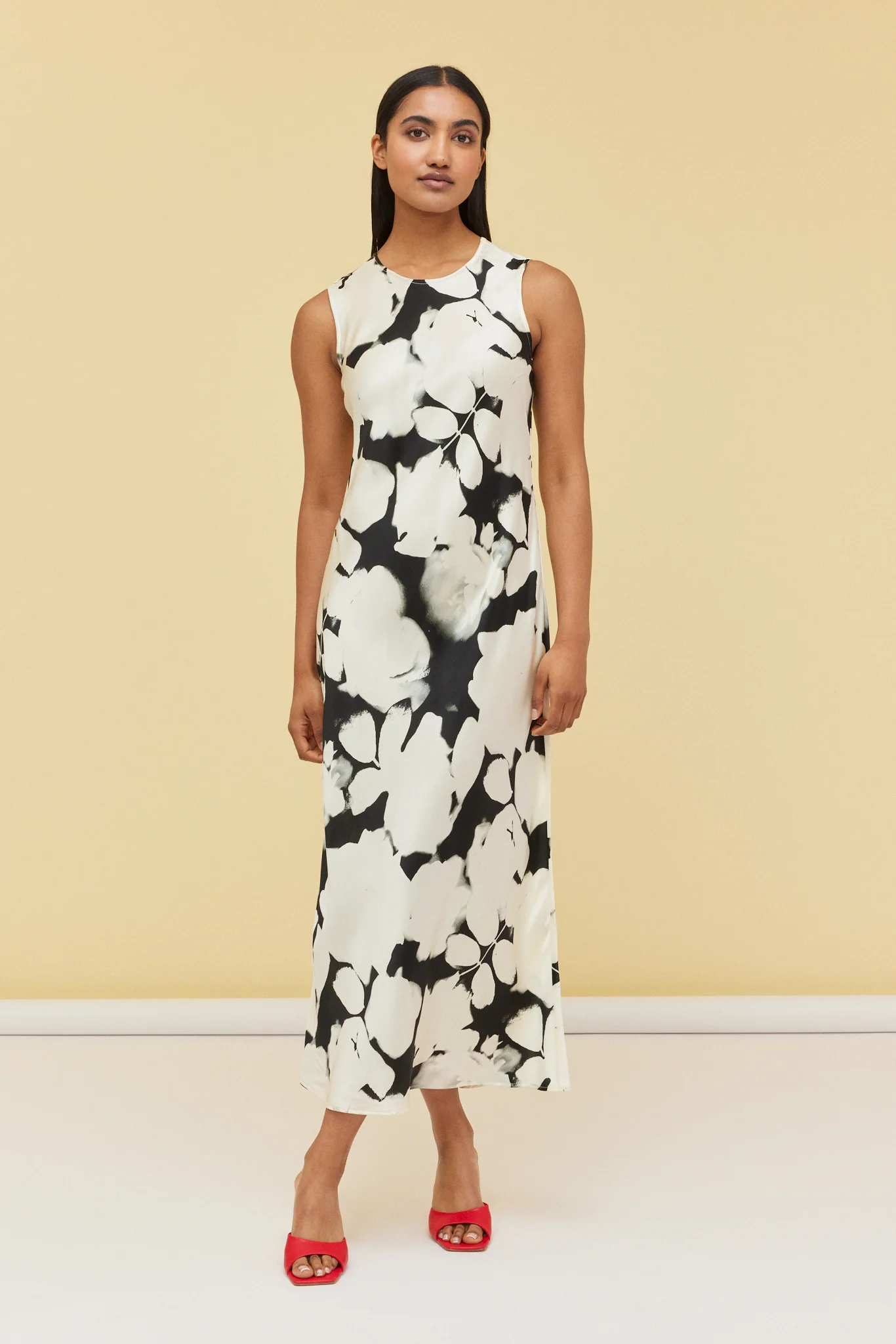 SILK BIAS DRESS - THANK YOU ROSES - Hercitys