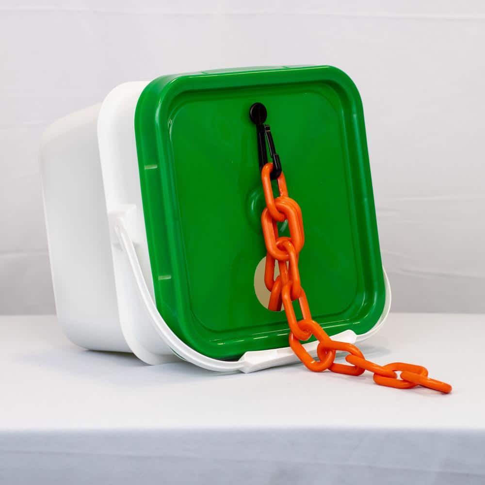 2 in. (#8, 51 mm) x 65 ft. Heavy Duty Plastic Safety Chain Traffic Orange in a Pail - Hercitys