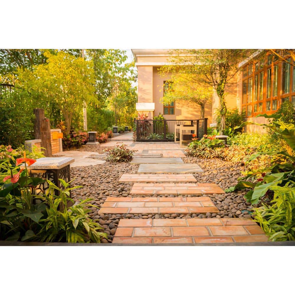 0.4 cu. ft. 1 in. x 3 in. Light Grey and Tan Beach Pebbles - Hercitys