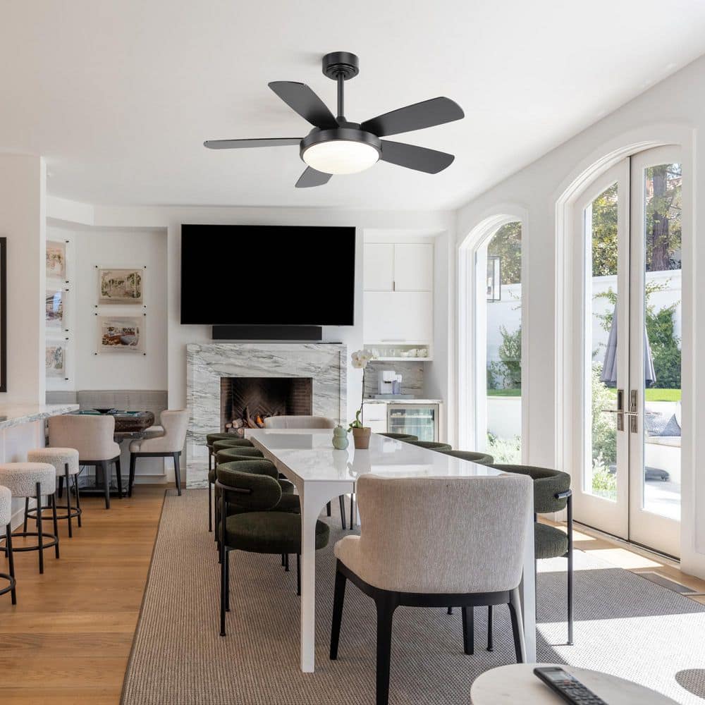 42 in. Indoor Black Reversible Ceiling Fan with 11 in. Integrated LED and Remote Control - Hercitys