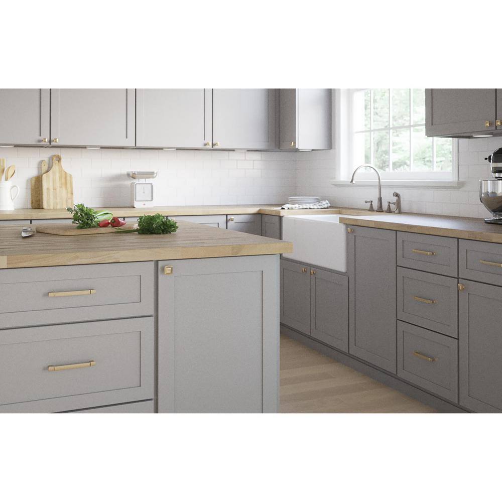 (10-Pack) Scalloped Footing 1-3/16 in. (30 mm) Classic Champagne Bronze Rectangular Cabinet Knobs - Hercitys