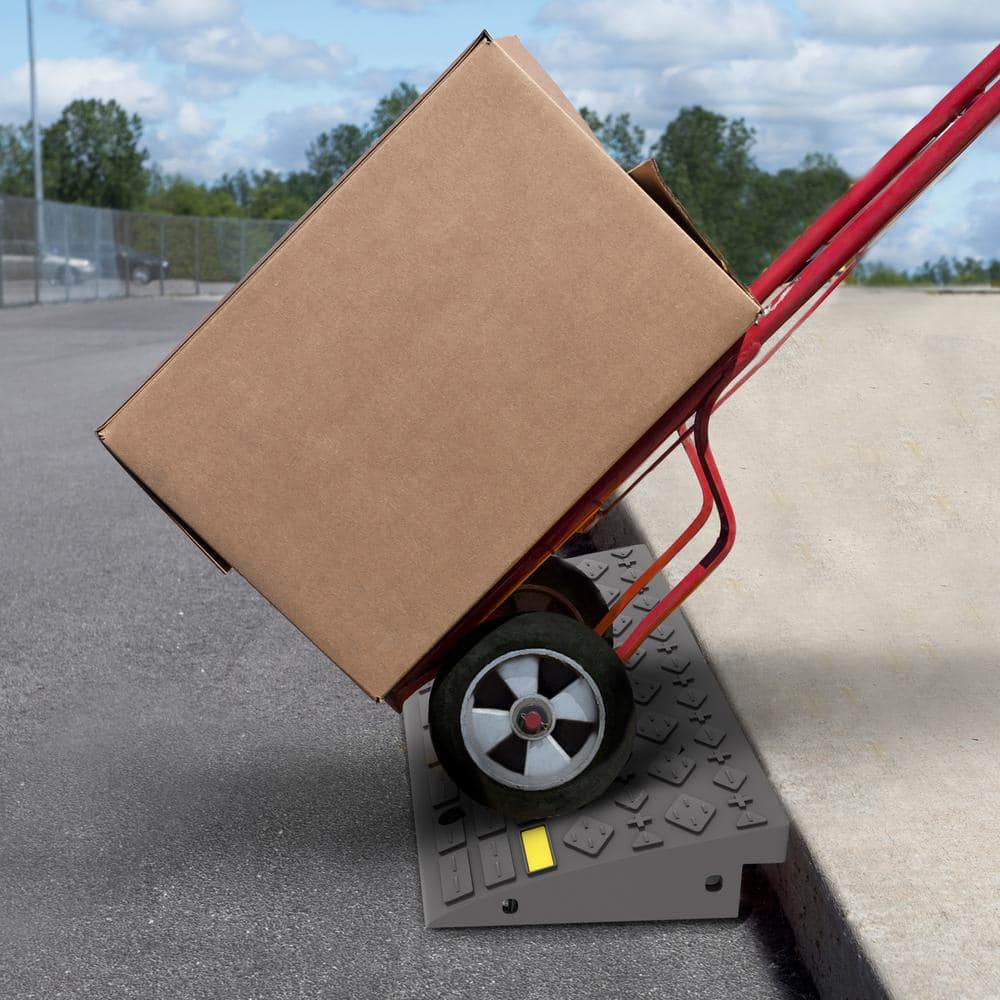 4-Ton Capacity Curb Ramps (Set of 2) - Hercitys