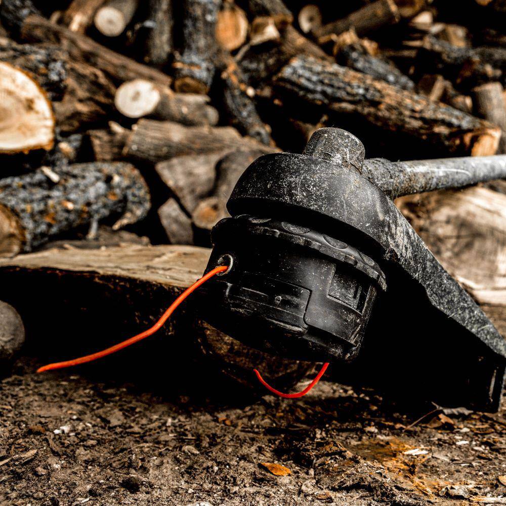 .105″ Cross-Fire Trimmer Line (234 ft.) Large Clam - Hercitys