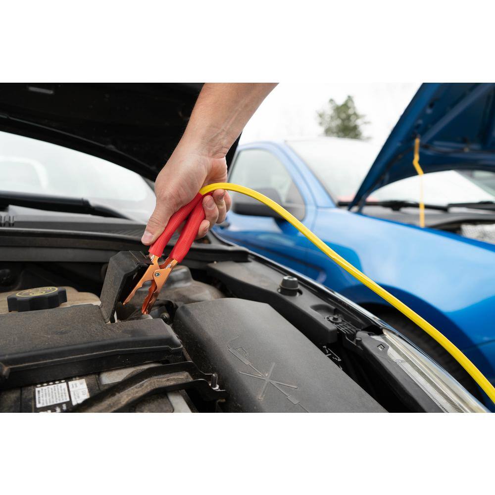 12 ft. 8-Gauge 200 Amp Yellow Booster Cables - Hercitys