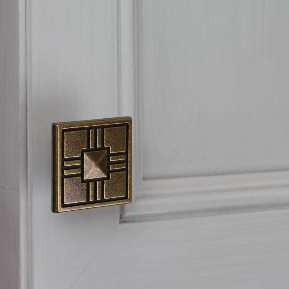 1-1/4 in. Antique Brass Craftsman Collection Square Cabinet Knobs (10-Pack) - Hercitys