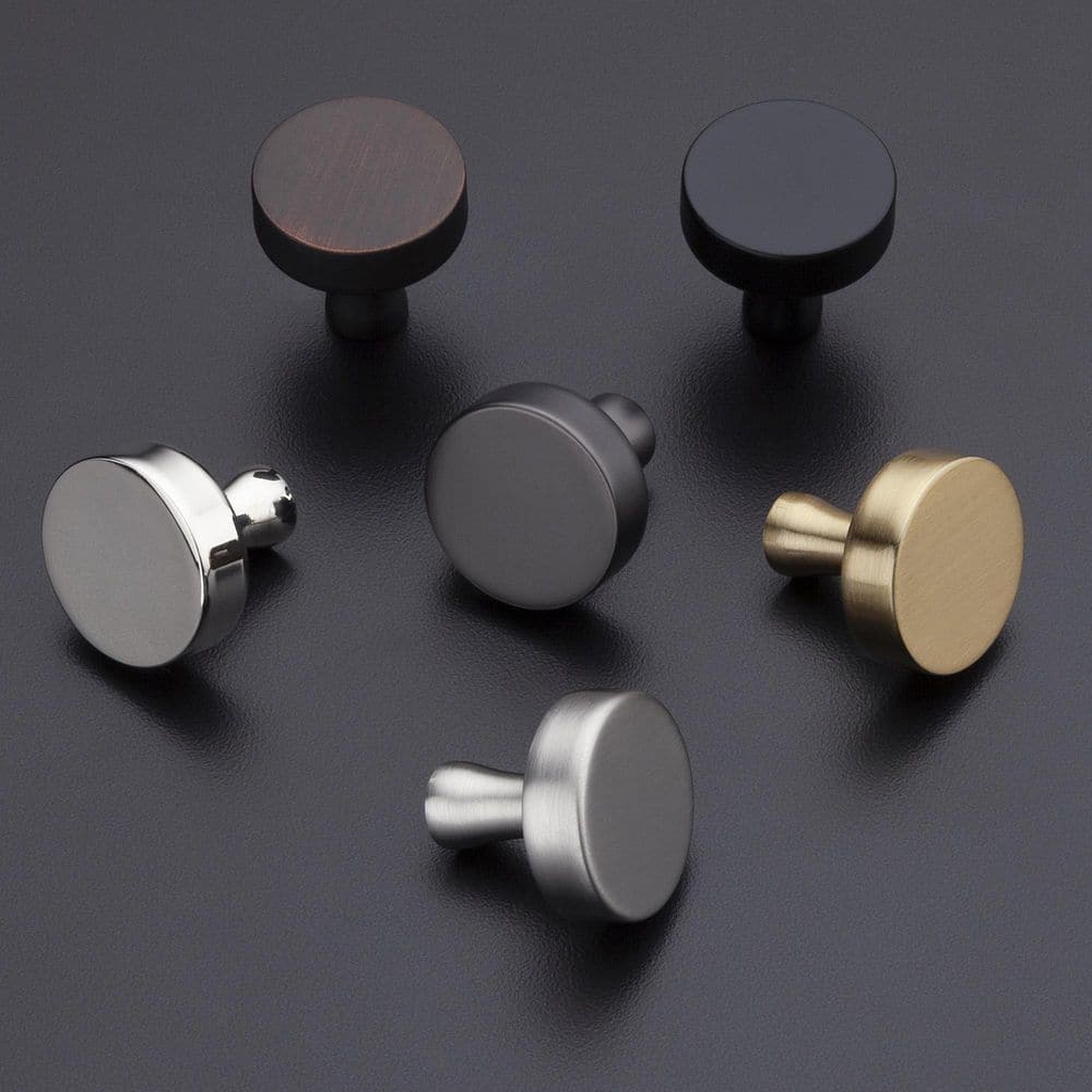 10-Pack The Perfect Knob 1-1/8 in. (29 mm) Classic Matte Black Round Cabinet Knob - Hercitys