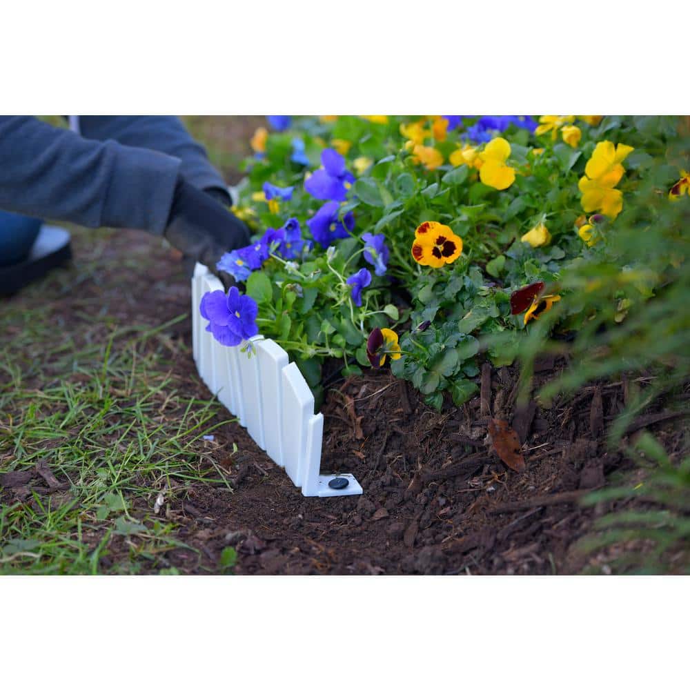15 ft. x 4.5 in. White Decorative Adirondack No-Dig Plastic Landscape Edging Kit - Hercitys