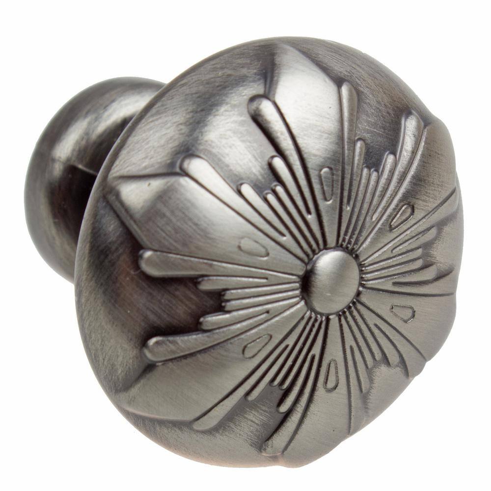1-1/8 in. Dia Round Snowflake Cabinet Knobs (10-Pack) - Hercitys