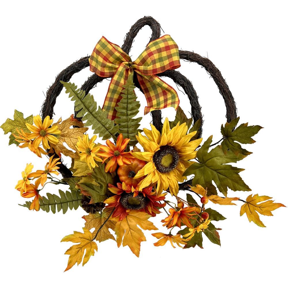 18.5 in. Pumkin Wall Decor Wreath - Hercitys