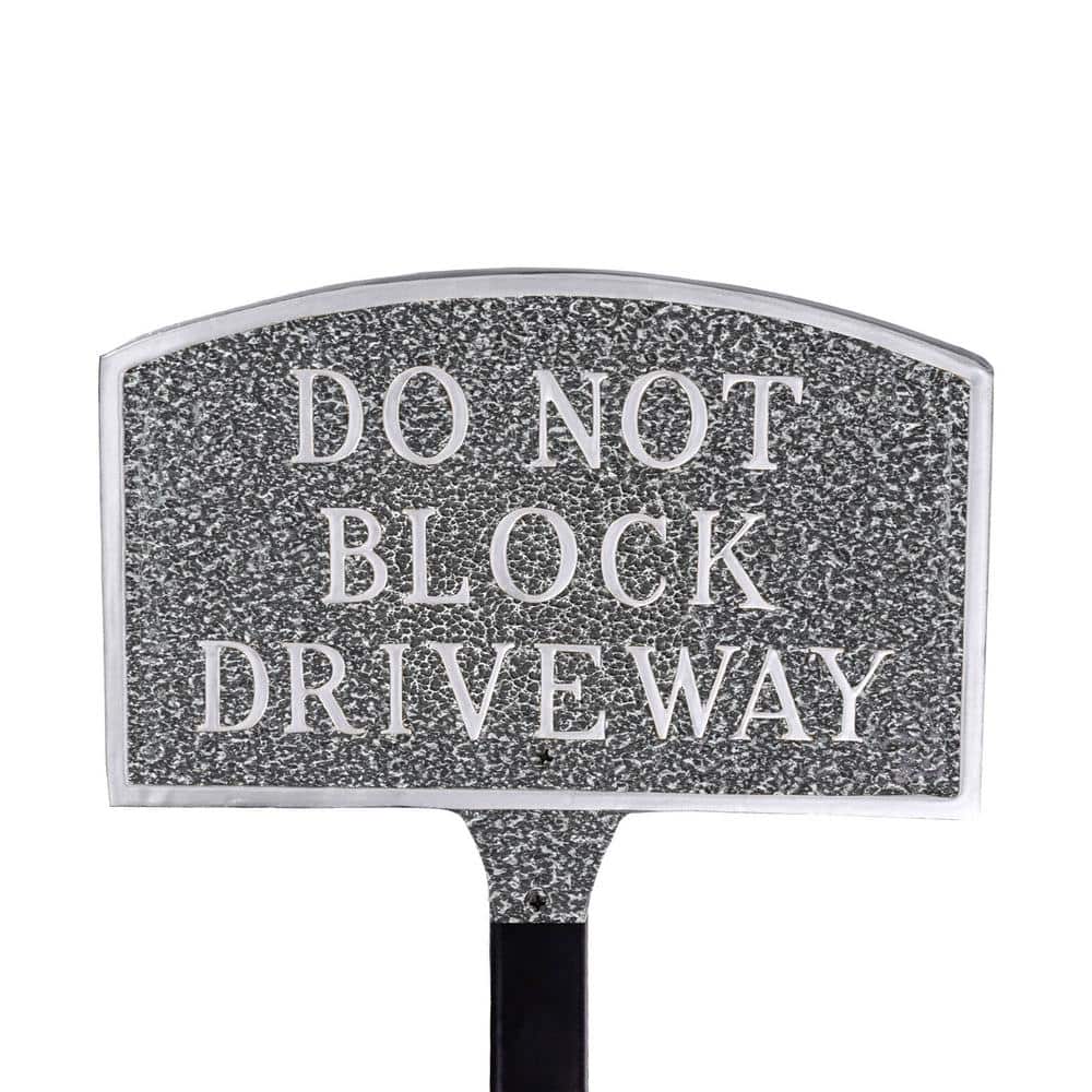 10 in. x 15 in. Standard Arch Do Not Block Driveway Statement Plaque Sign with Lawn Stake-Swedish Iron - Hercitys