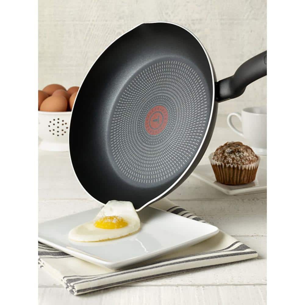 12 In. Aluminum Nonstick Frying Pan in Black - Hercitys