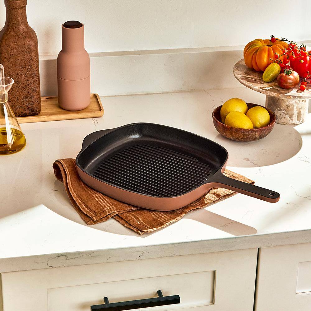 10.5 in. Cast Iron Grill Pan in Rust - Hercitys