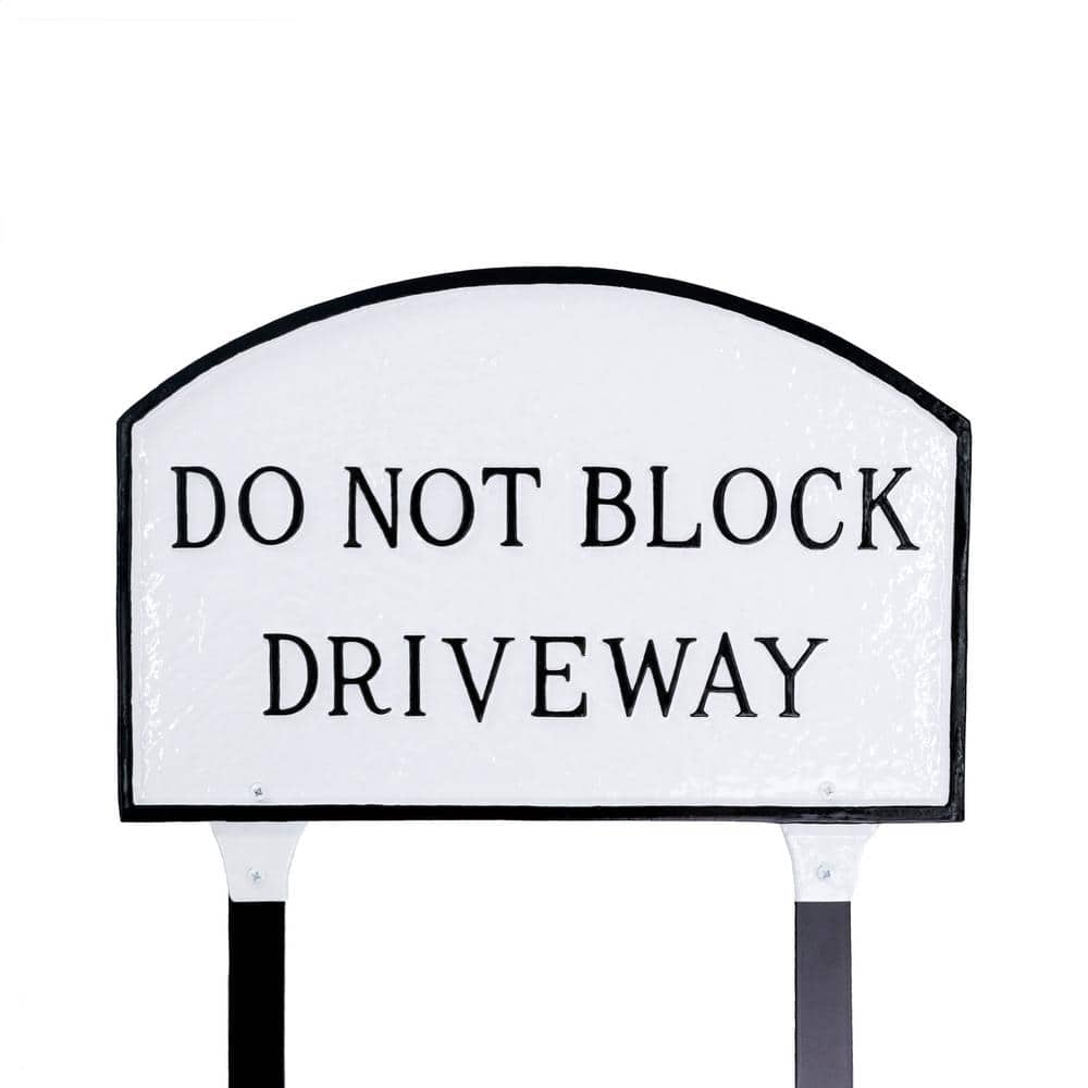 10 in. x 15 in. Standard Arch Do Not Block Driveway Statement Plaque Sign with Lawn Stake-Black/Silver - Hercitys