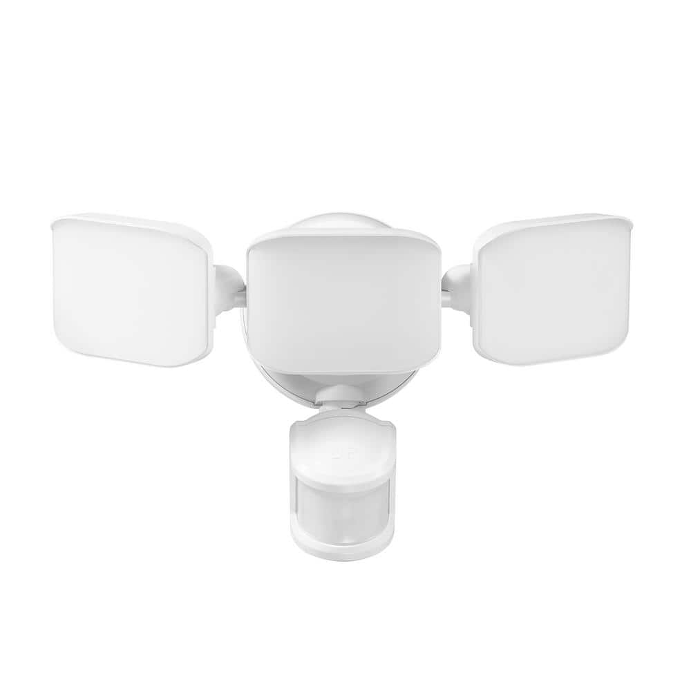 180° 15-Watt Equivalent Triple Head White 2200 LM Battery Operated Outdoor Integrated LED Flood Security Area Light - Hercitys